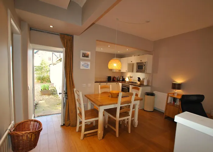 The Old Surgery Crail- Welcoming Apartment