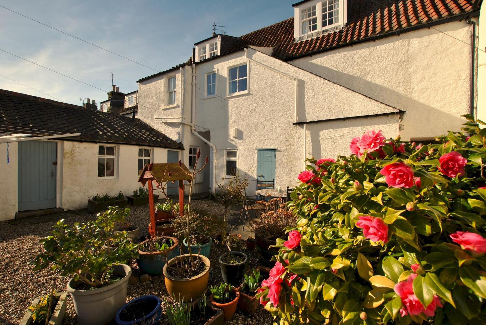 Apartment The Old Surgery Crail- Welcoming Crail